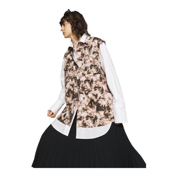 𝅺SAMSOE SAMSOE Tea Shirt Top in Camo Clay, Size M - Picture 4 of 15